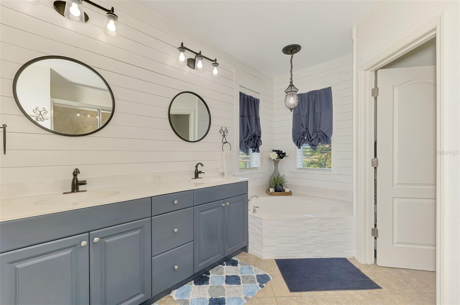 Image 36 of 86 For 5008 Mission Park Lane