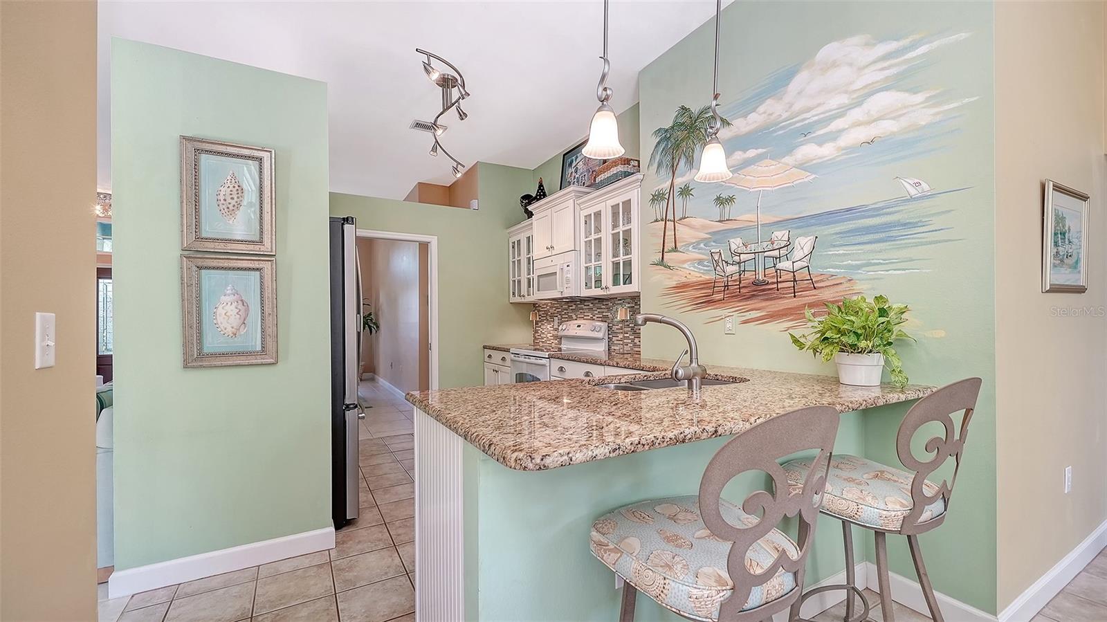 Image 17 of 47 For 3728 71st Terrace E