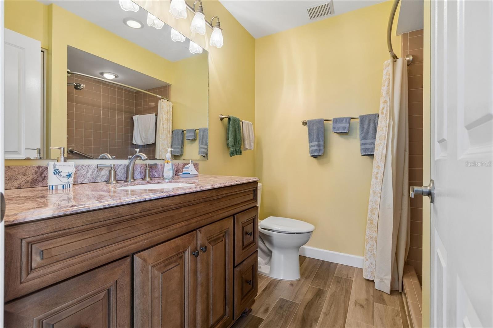 Image 9 of 40 For 7310 9th Ave W  5834