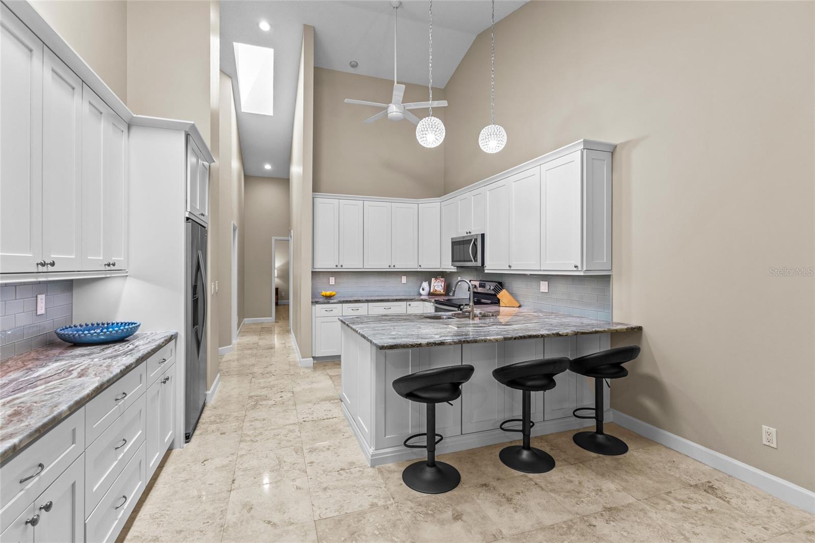 Image 15 of 72 For 4601 Las Brisas Lane