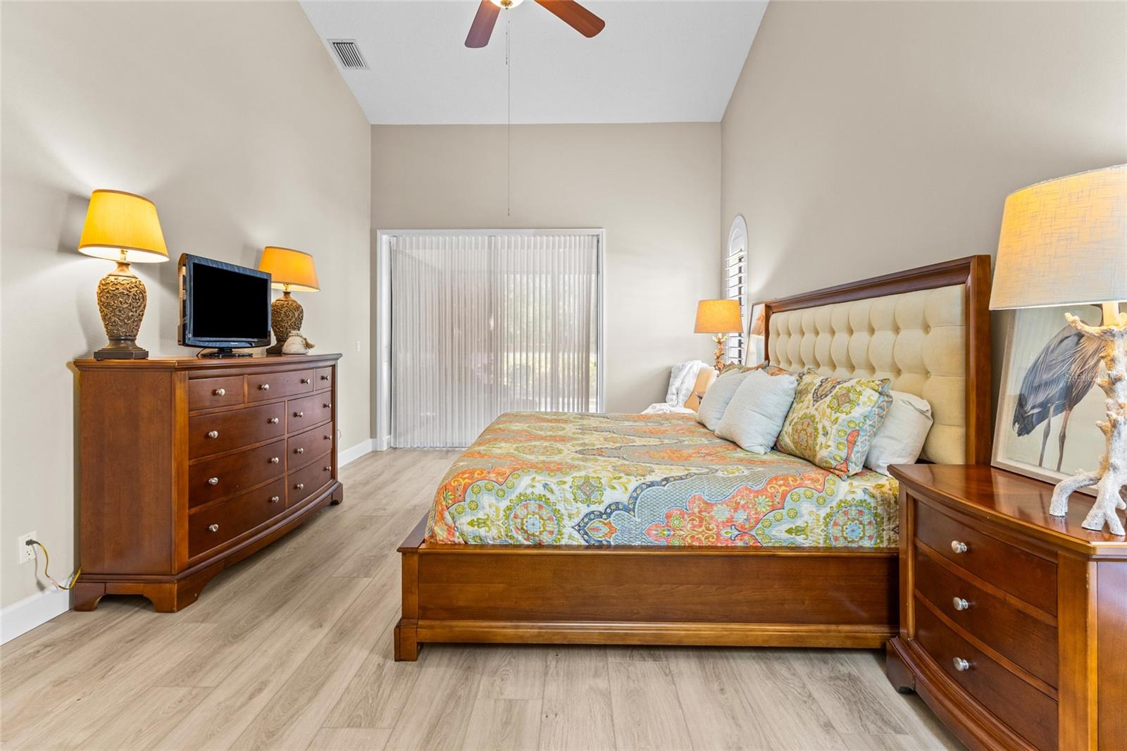 Image 23 of 72 For 4601 Las Brisas Lane