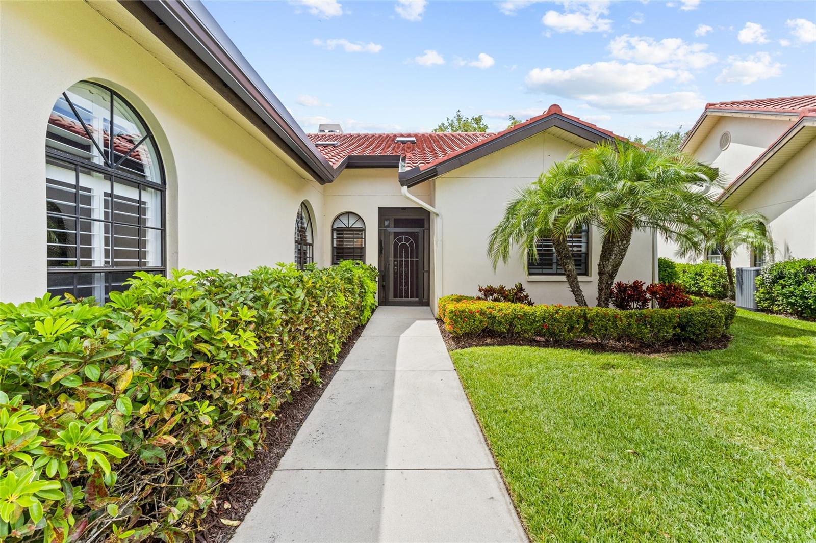 Image 3 of 72 For 4601 Las Brisas Lane