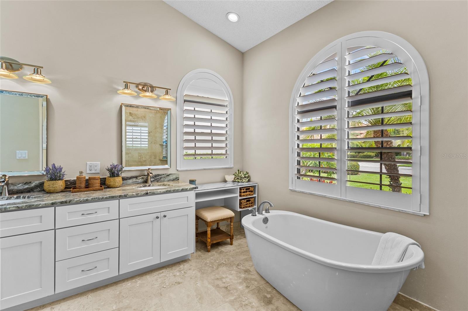 Image 30 of 72 For 4601 Las Brisas Lane
