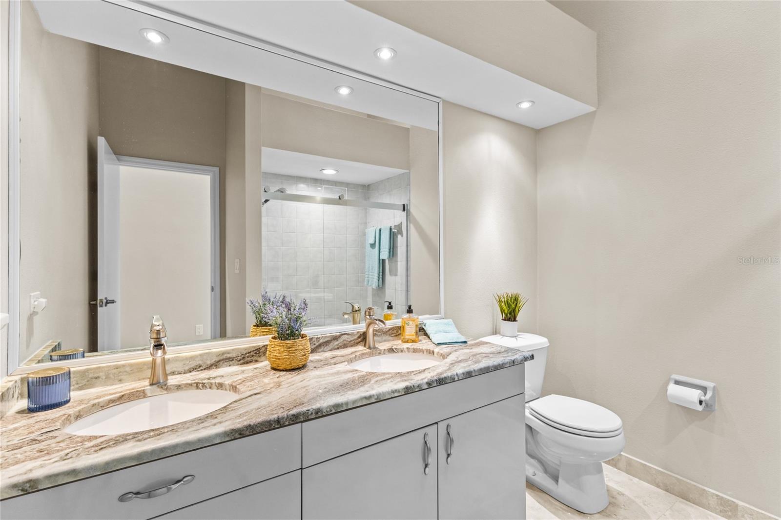 Image 41 of 72 For 4601 Las Brisas Lane