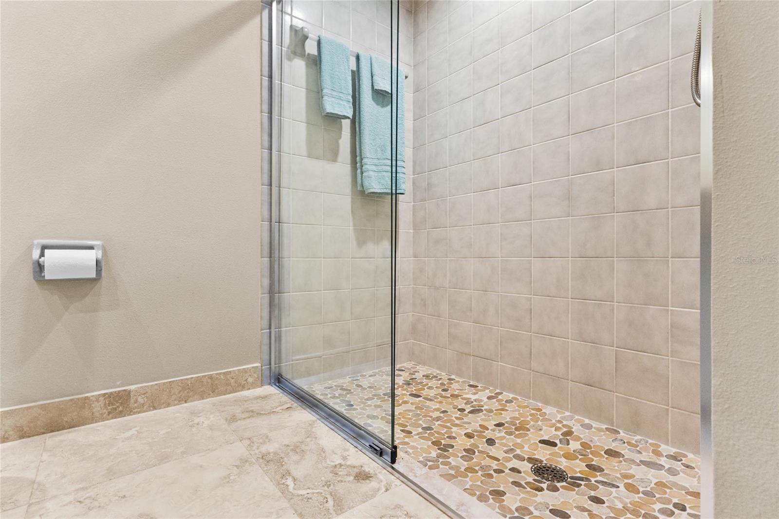 Image 44 of 72 For 4601 Las Brisas Lane