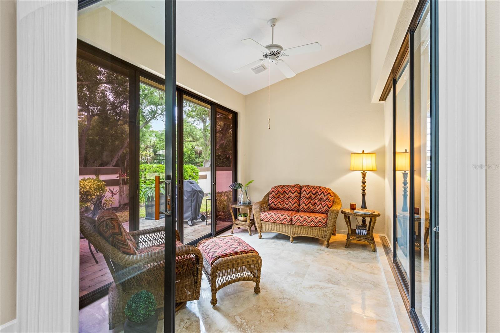 Image 45 of 72 For 4601 Las Brisas Lane