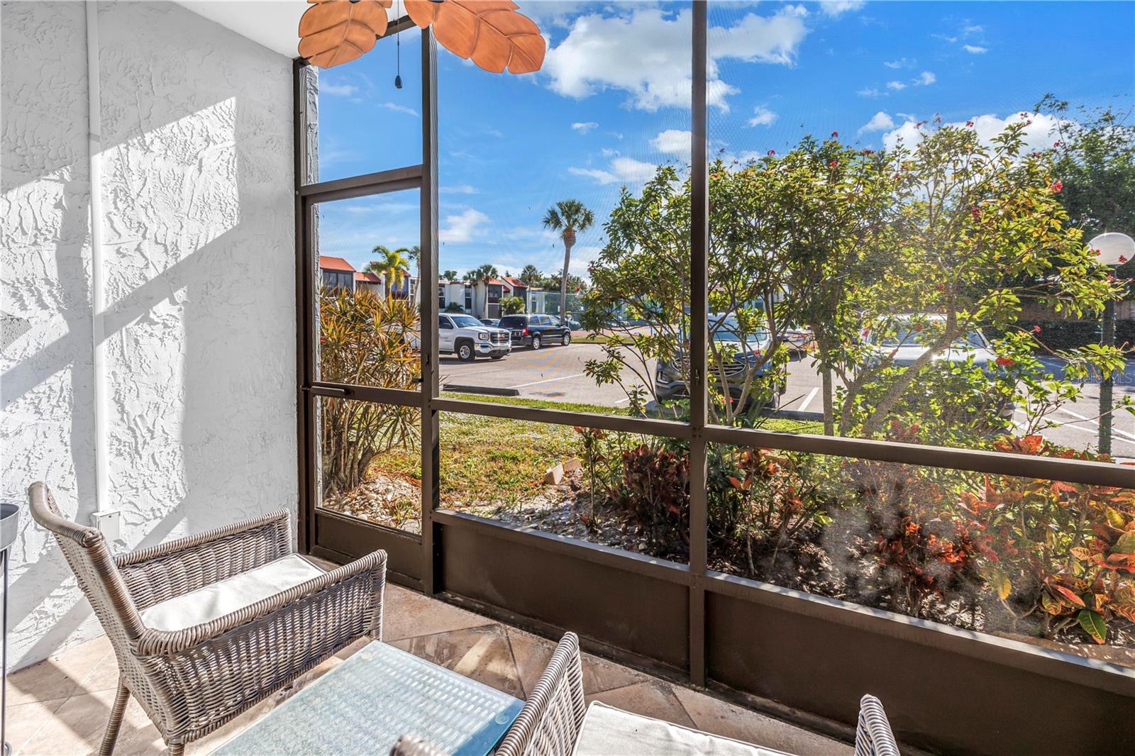 Image 14 of 41 For 3269 Beneva Road 102