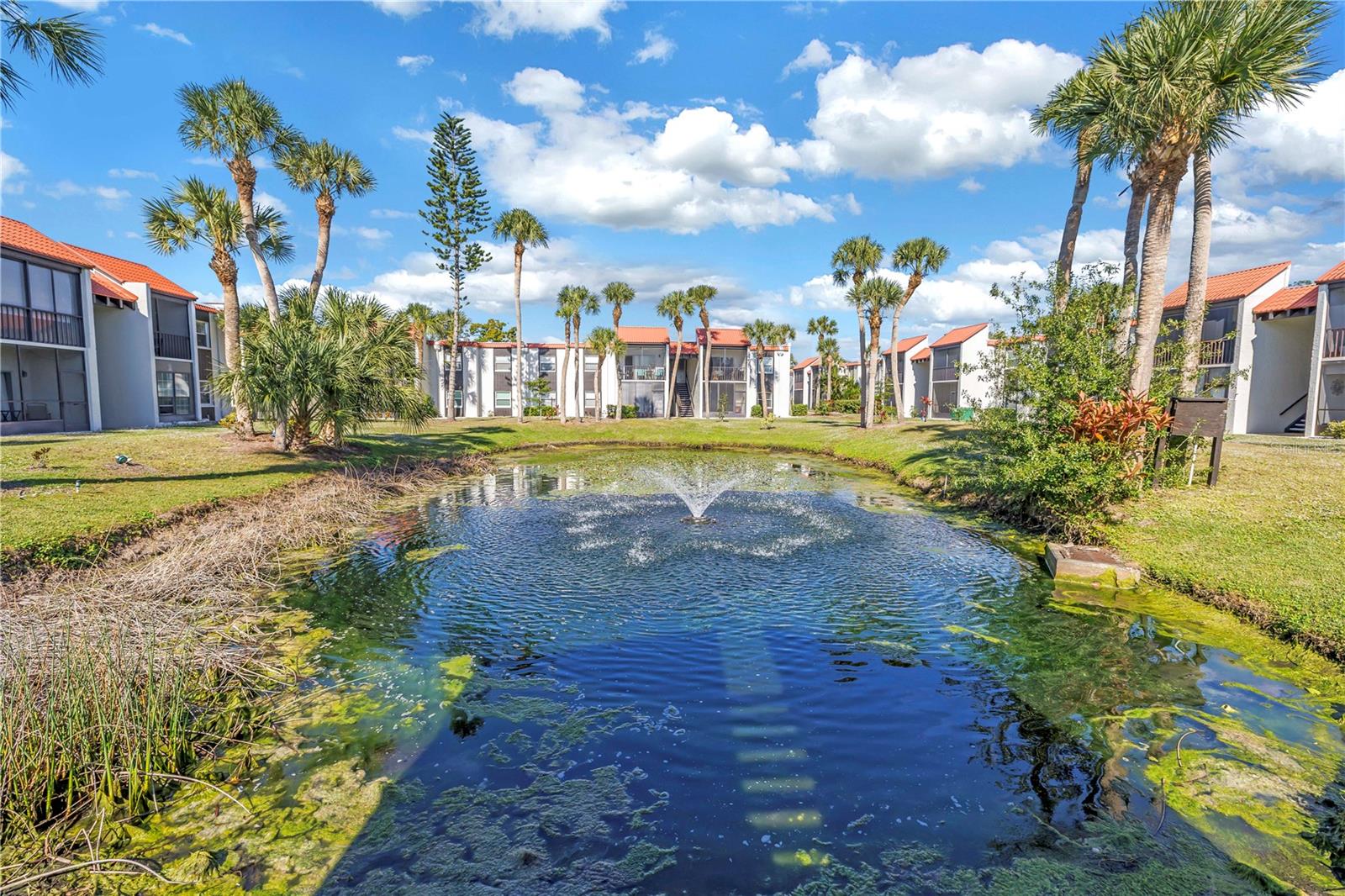 Image 25 of 41 For 3269 Beneva Road 102