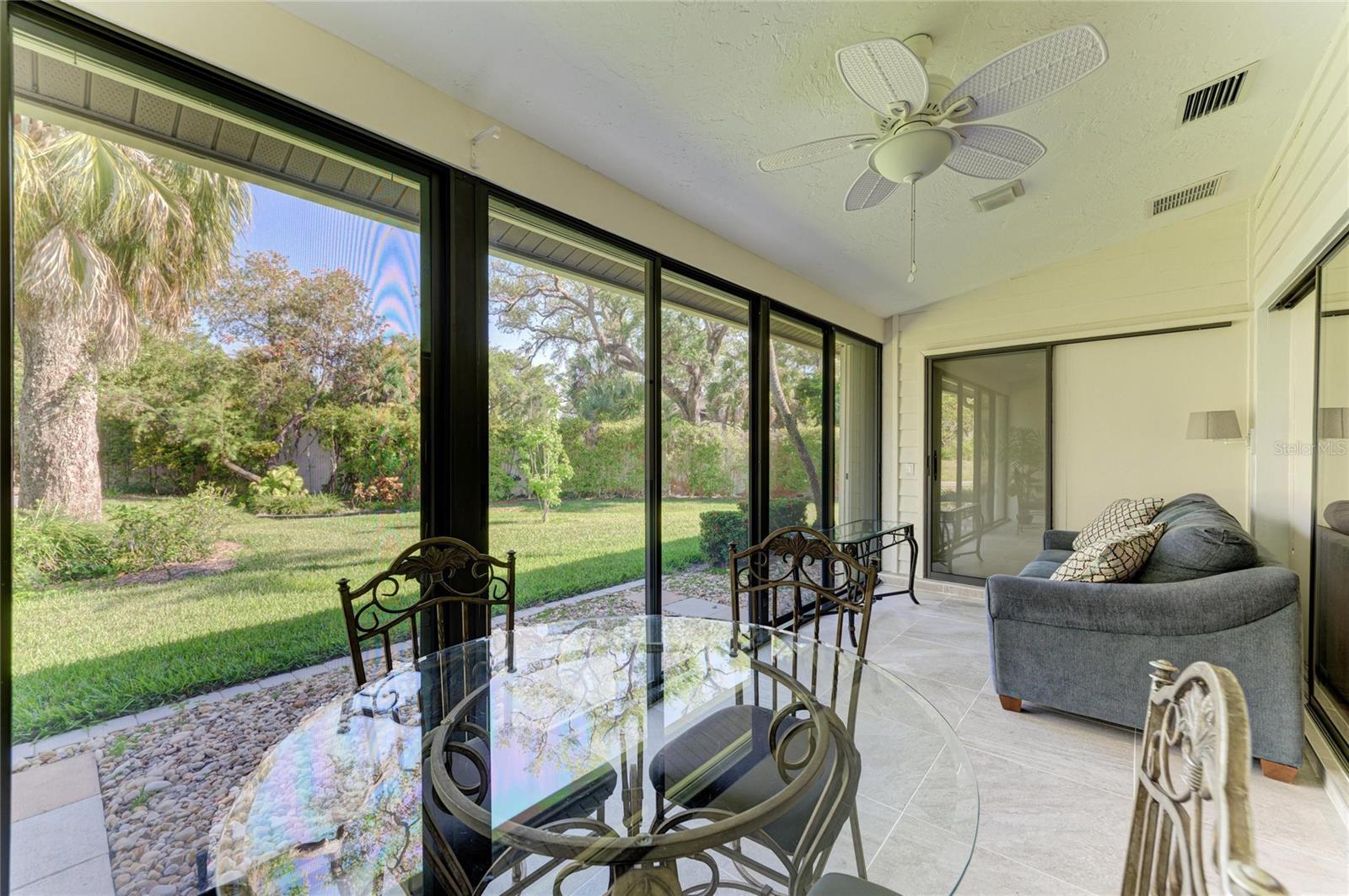 Image 38 of 46 For 3946 Wilshire Circle E 168