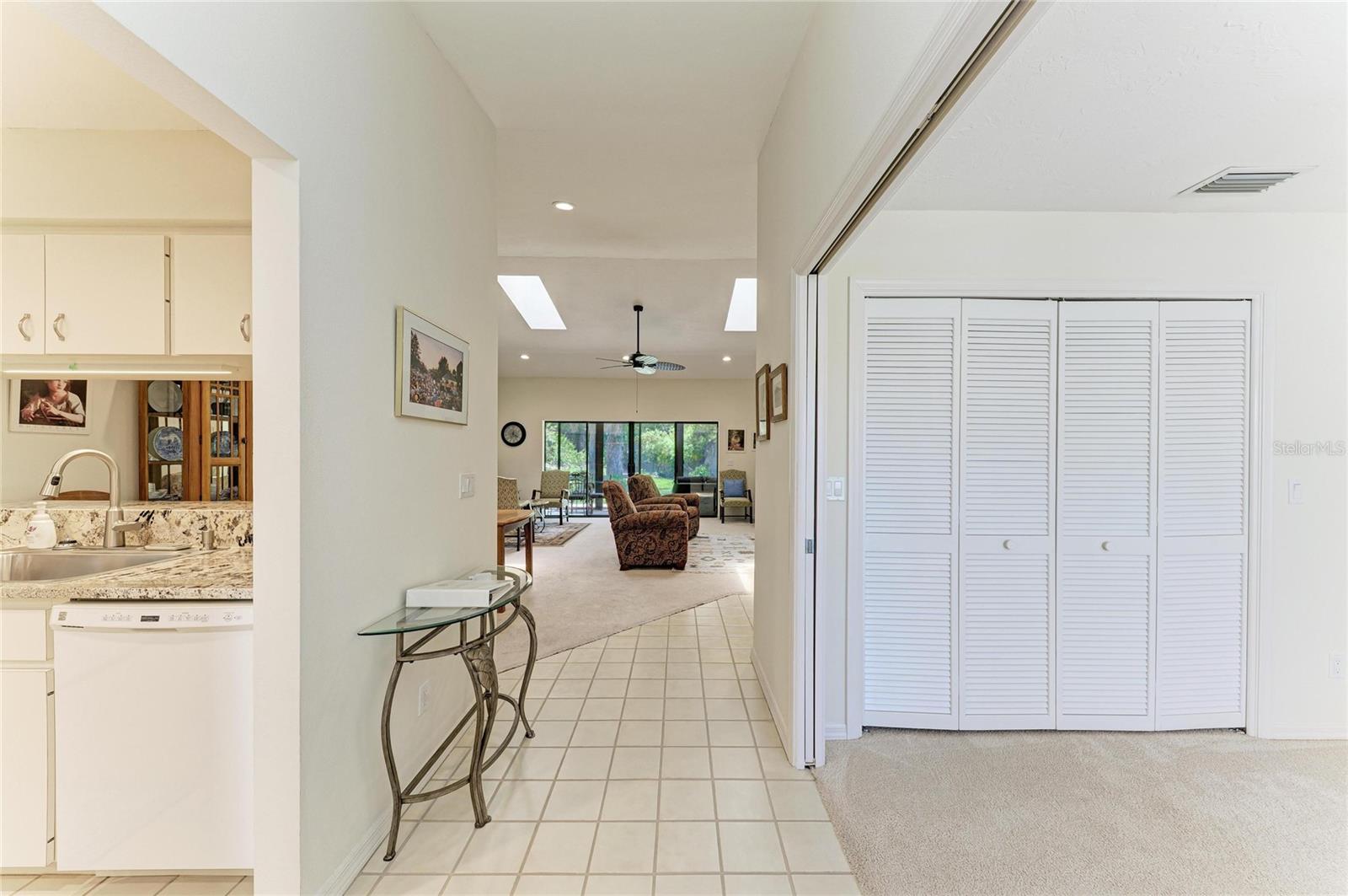 Image 6 of 46 For 3946 Wilshire Circle E 168