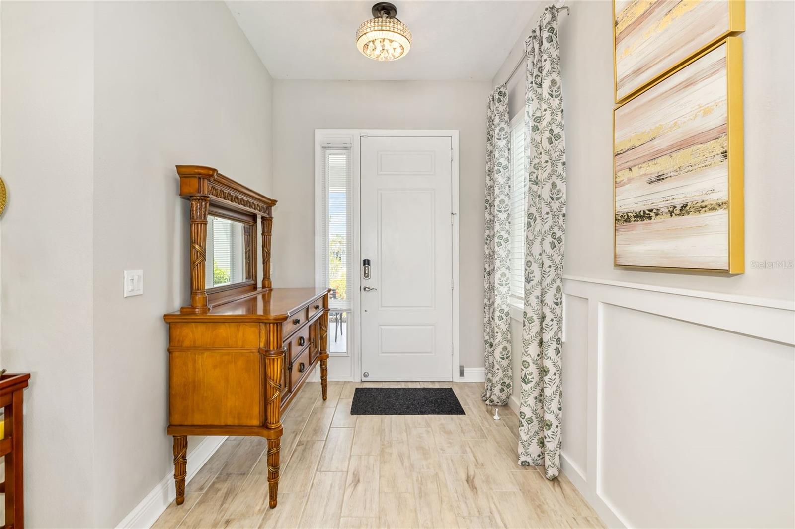 Image 11 of 74 For 13638 Old Creek Ct