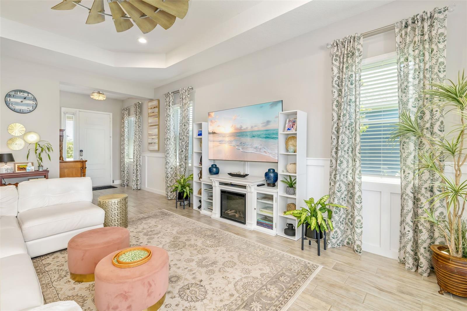 Image 12 of 74 For 13638 Old Creek Ct