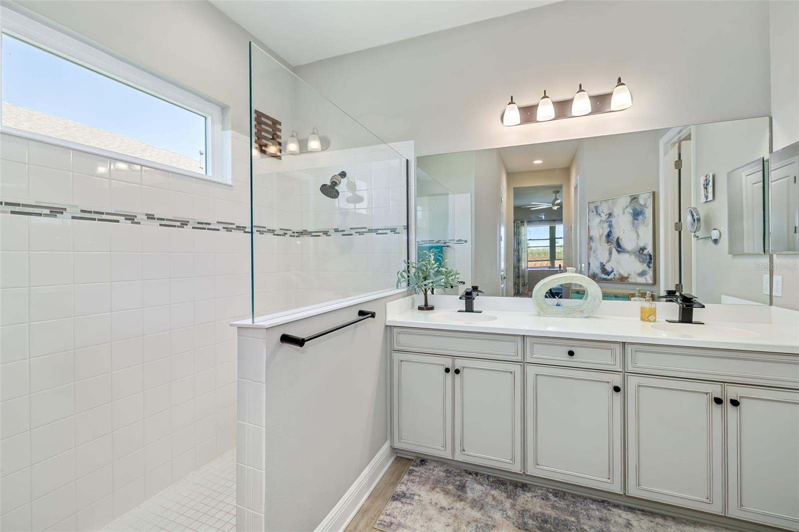 Image 40 of 74 For 13638 Old Creek Ct