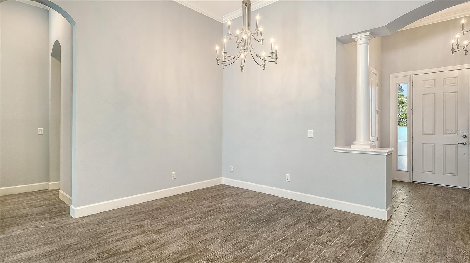 Image 13 of 89 For 13046 Sorrento Way