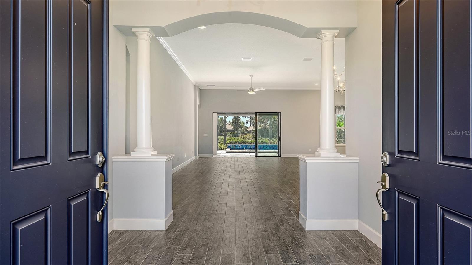 Image 9 of 89 For 13046 Sorrento Way