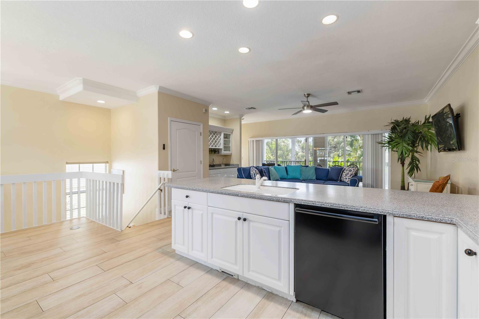 Image 14 of 67 For 215 81st Street