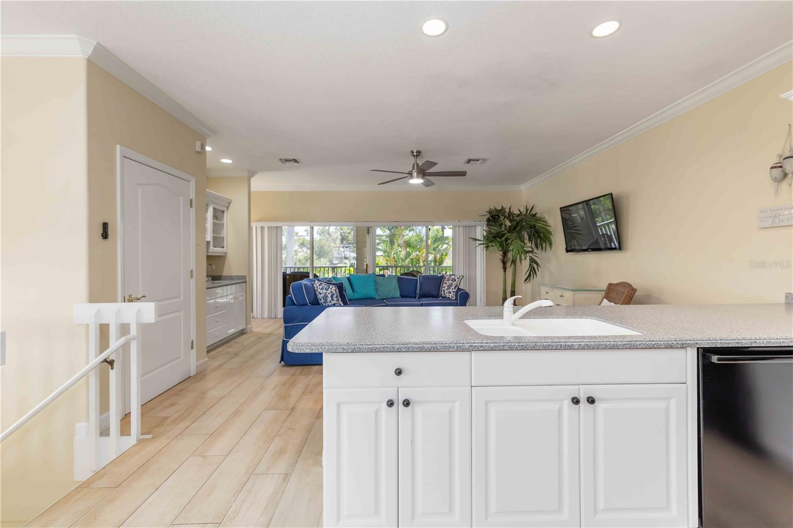 Image 19 of 67 For 215 81st Street