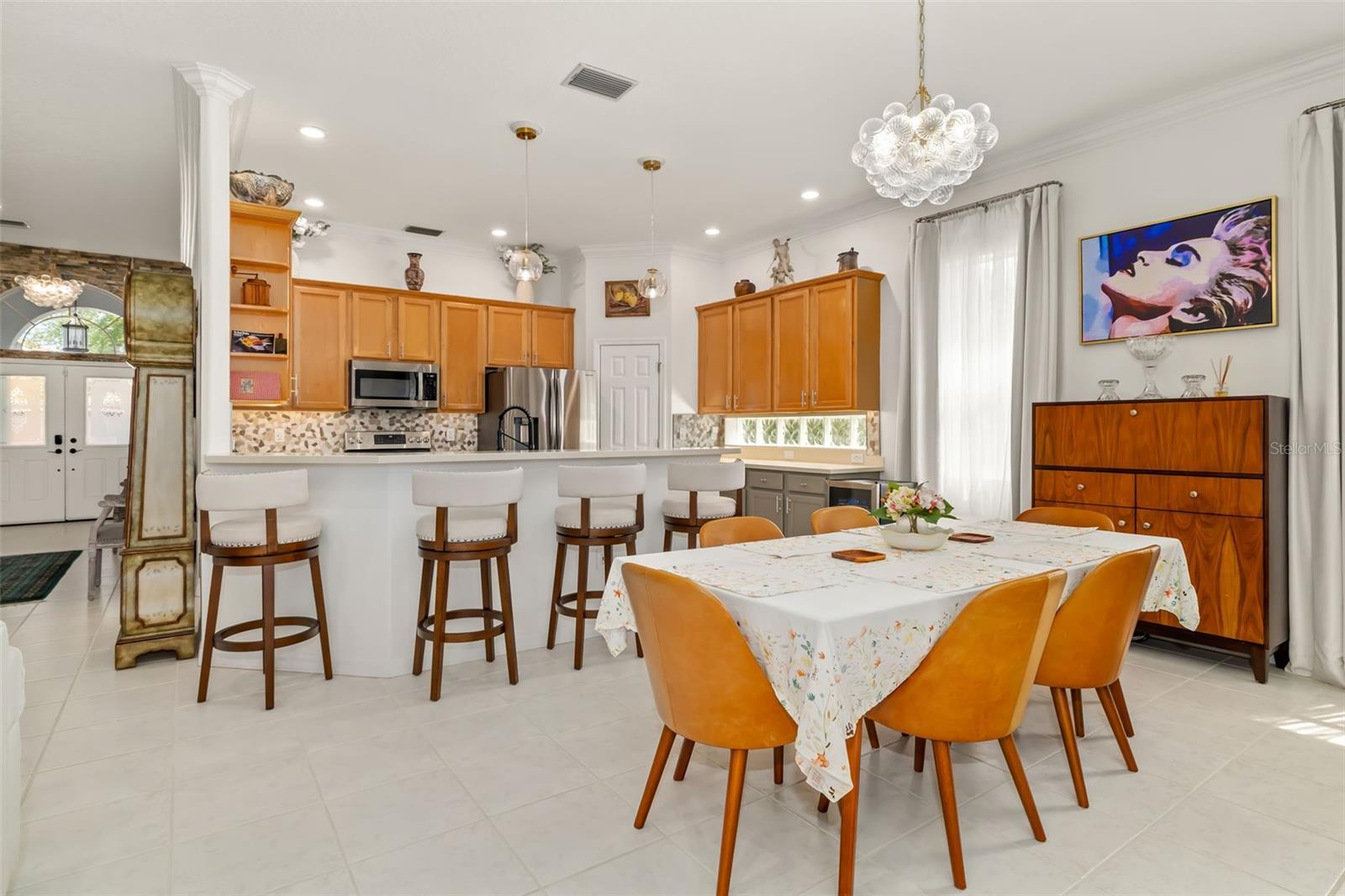 Image 19 of 62 For 6413 Grand Point Avenue