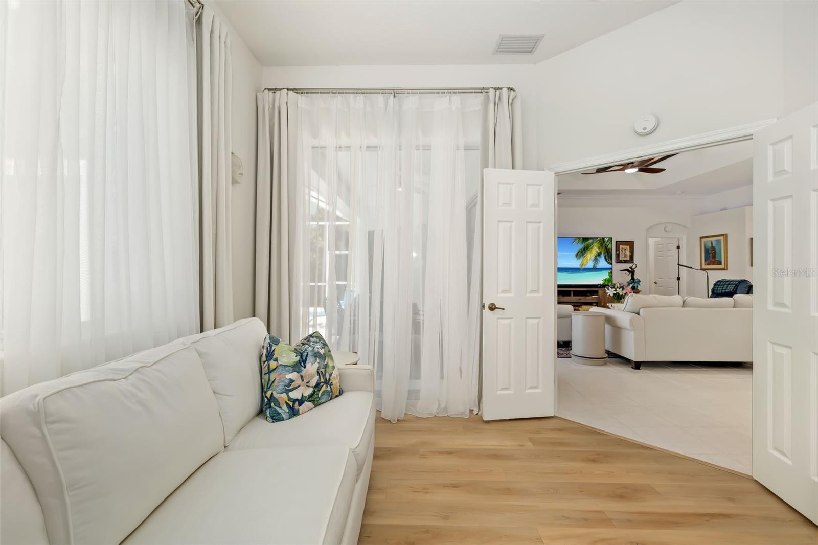 Image 29 of 62 For 6413 Grand Point Avenue