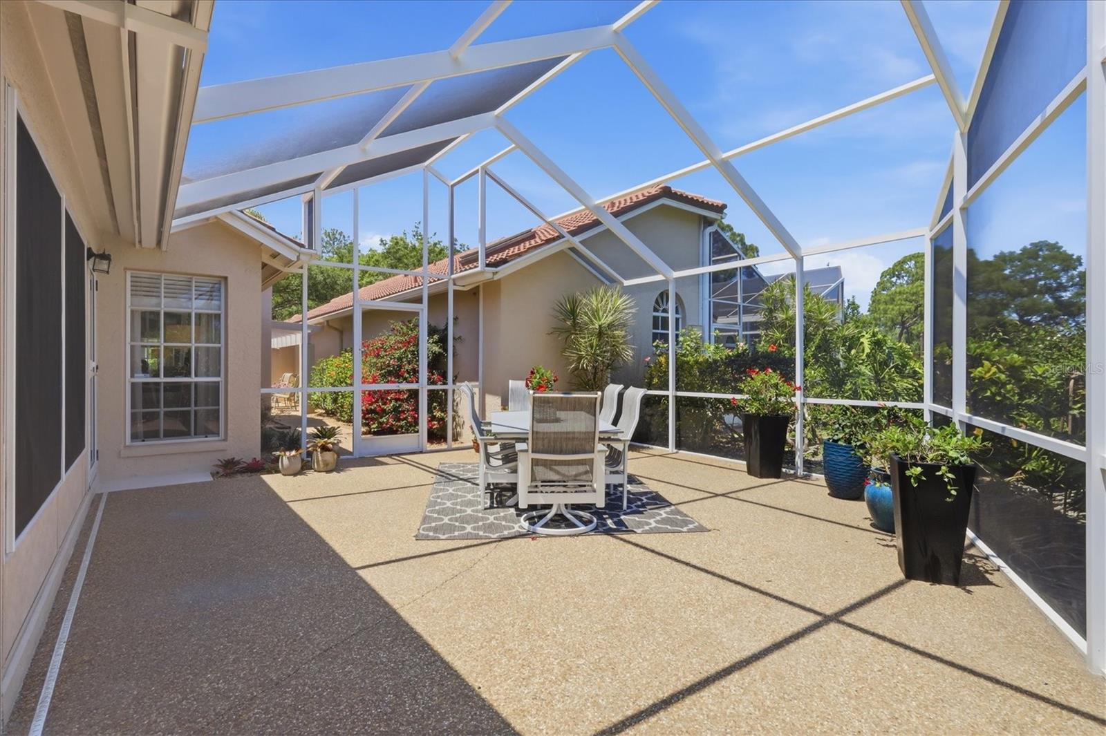 Image 24 of 40 For 4068 Lyndhurst Court