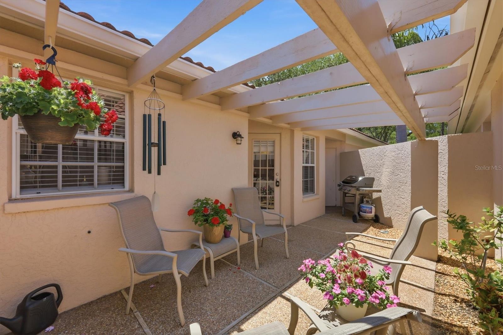 Image 28 of 40 For 4068 Lyndhurst Court