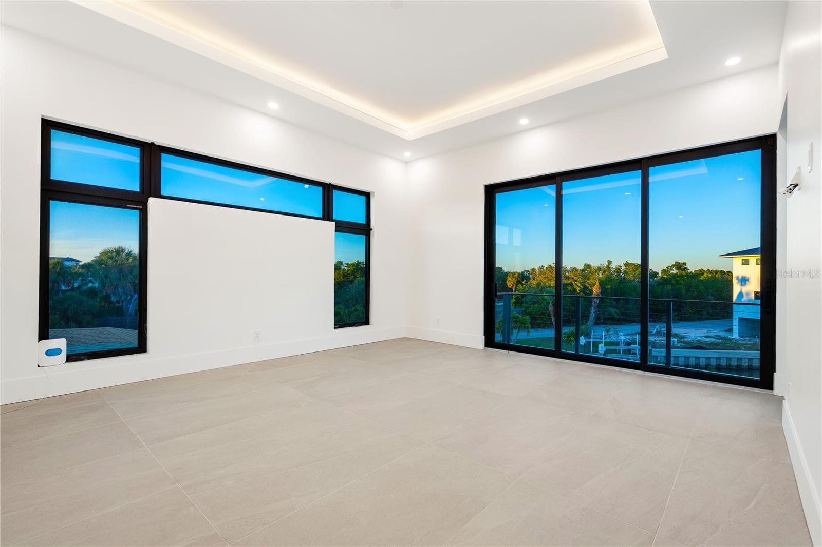 Image 37 of 88 For 519 Rountree Drive