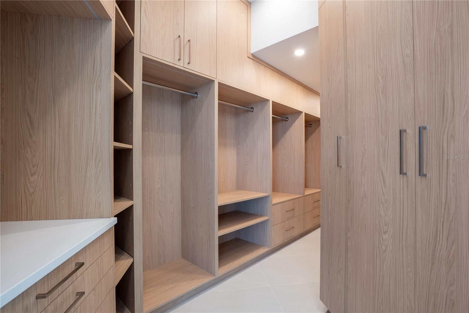 Image 43 of 88 For 519 Rountree Drive