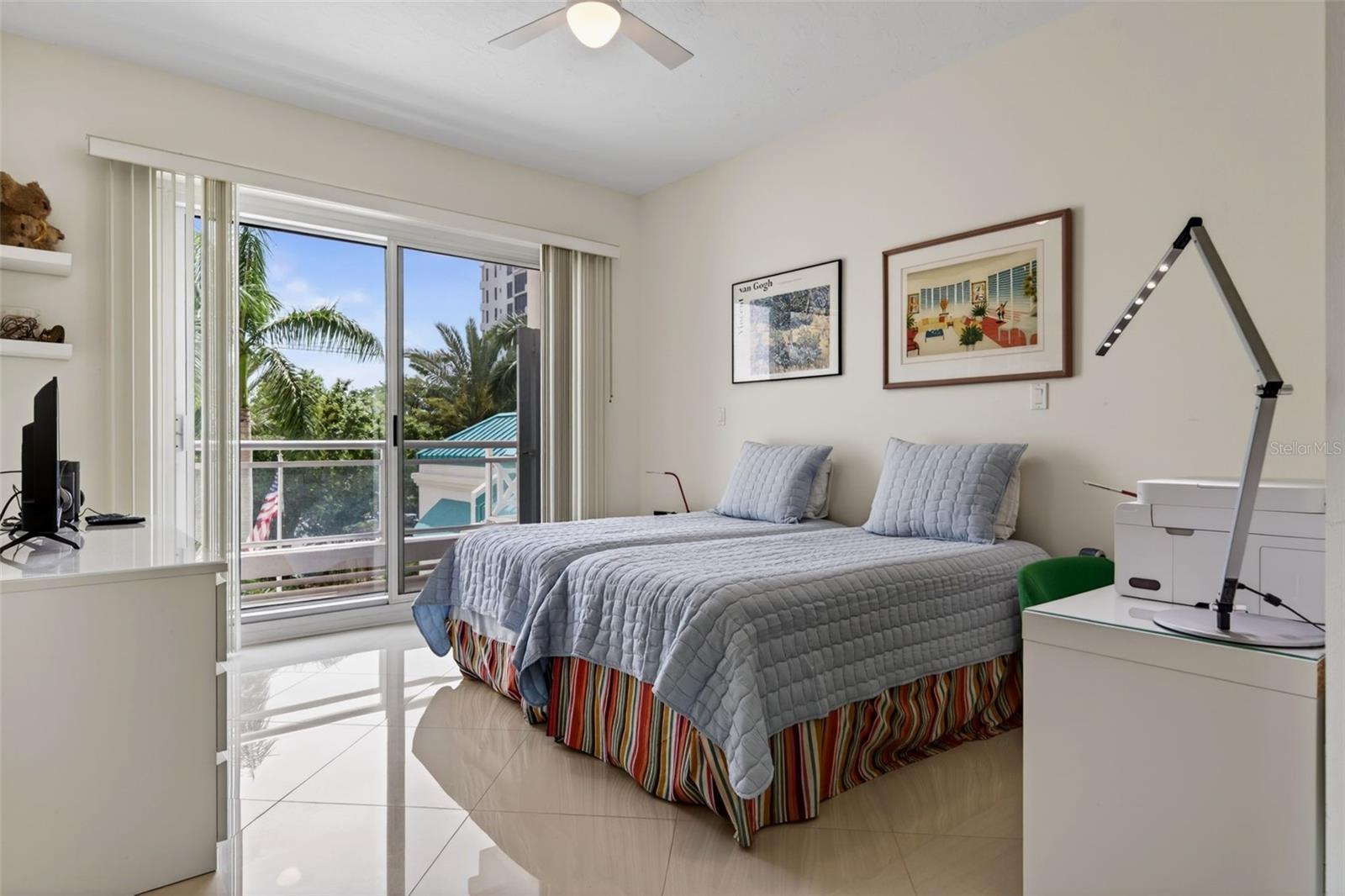 Image 10 of 78 For 340 Palm Avenue 14