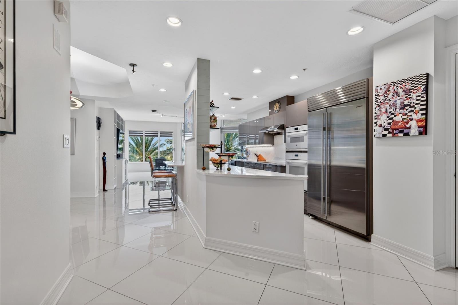 Image 13 of 78 For 340 Palm Avenue 14