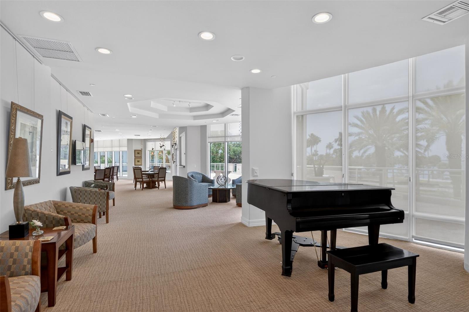 Image 61 of 78 For 340 Palm Avenue 14