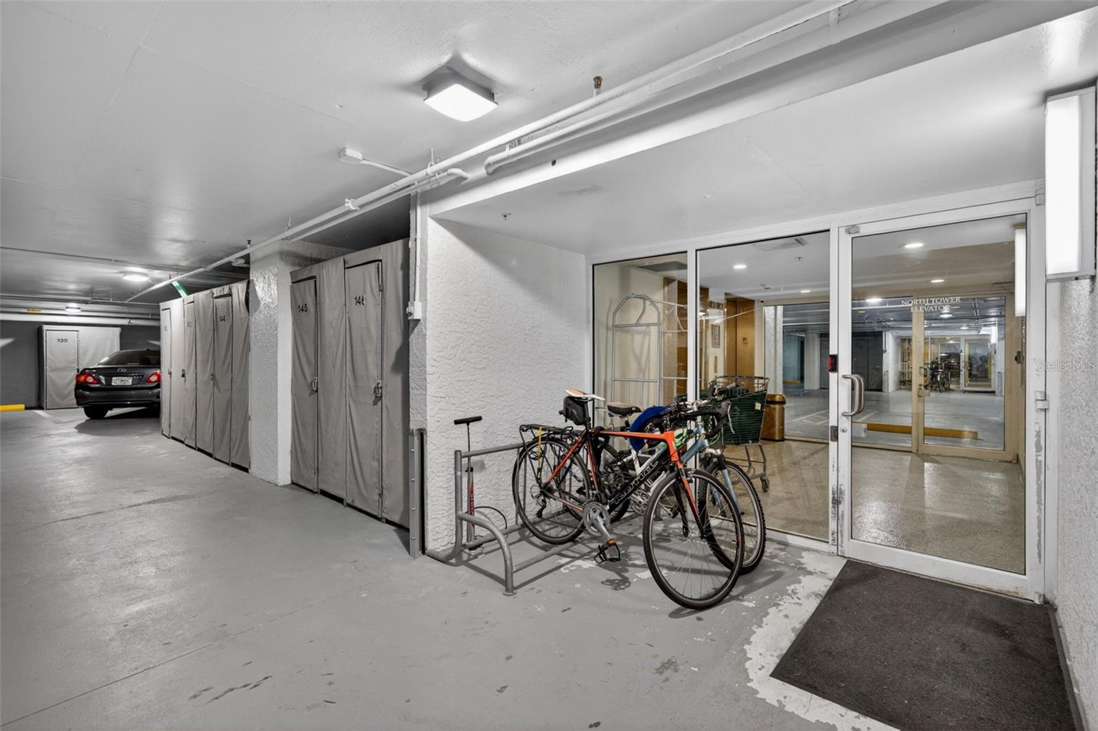 Image 70 of 78 For 340 Palm Avenue 14