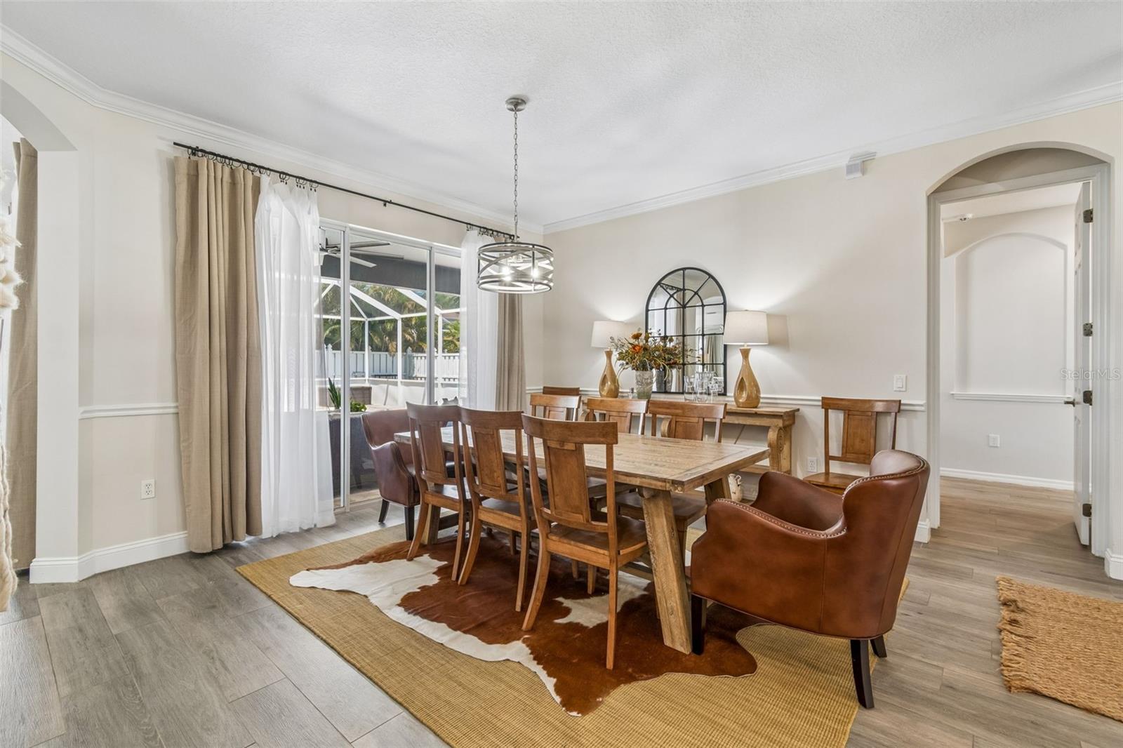 Image 10 of 62 For 9617 Summer House Lane