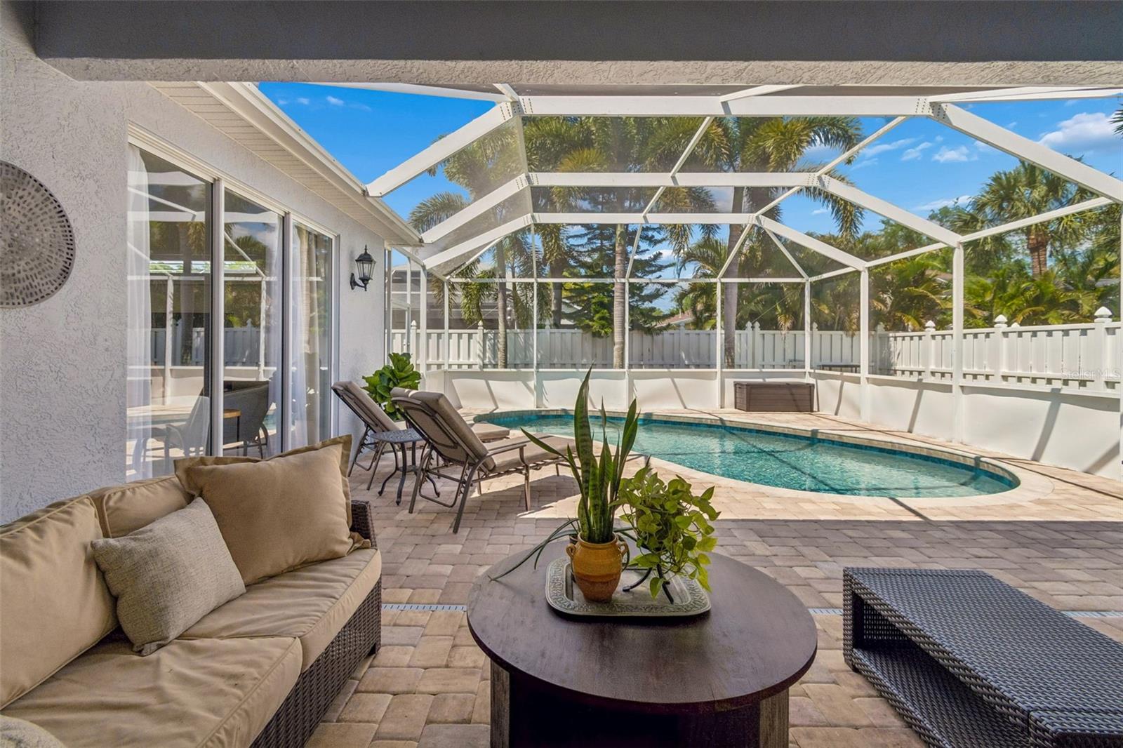 Image 47 of 62 For 9617 Summer House Lane