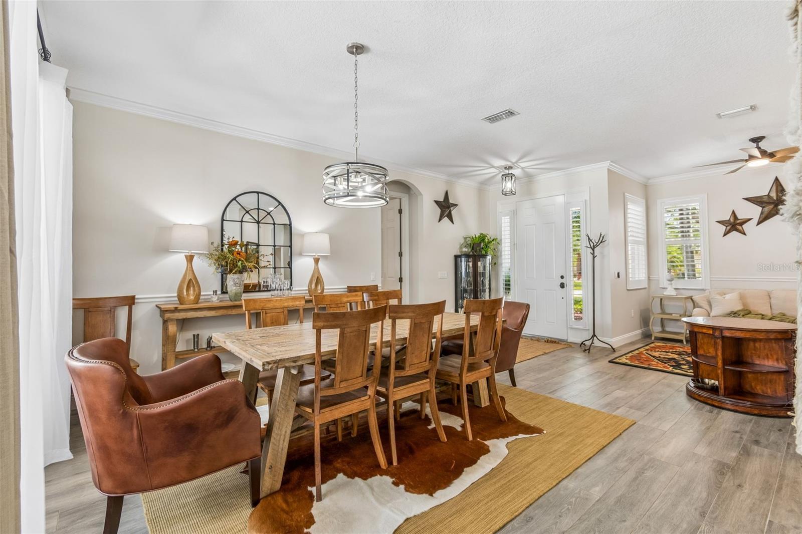 Image 9 of 62 For 9617 Summer House Lane