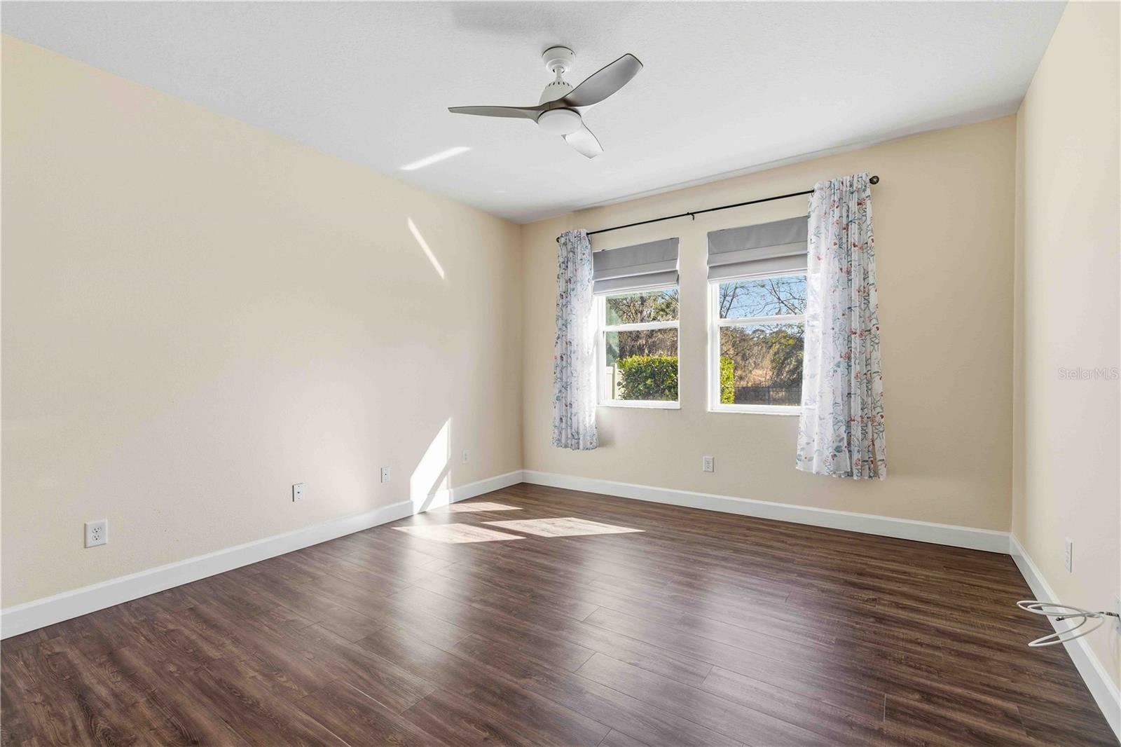 Image 24 of 39 For 10837 79th Street E