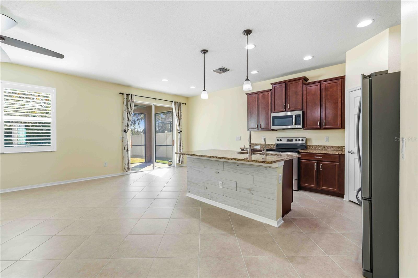 Image 9 of 39 For 10837 79th Street E