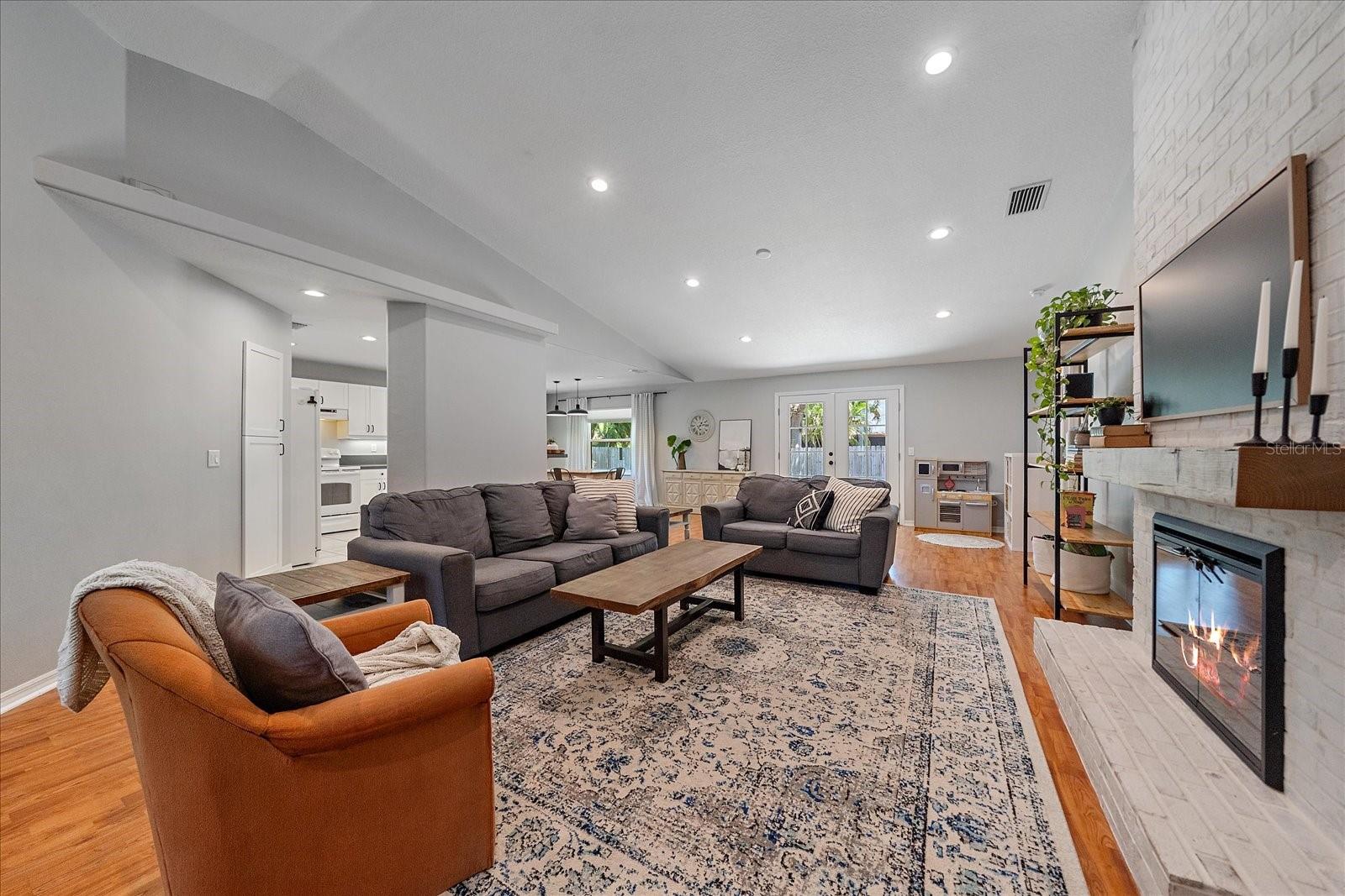 Image 9 of 34 For 7101 Java Drive