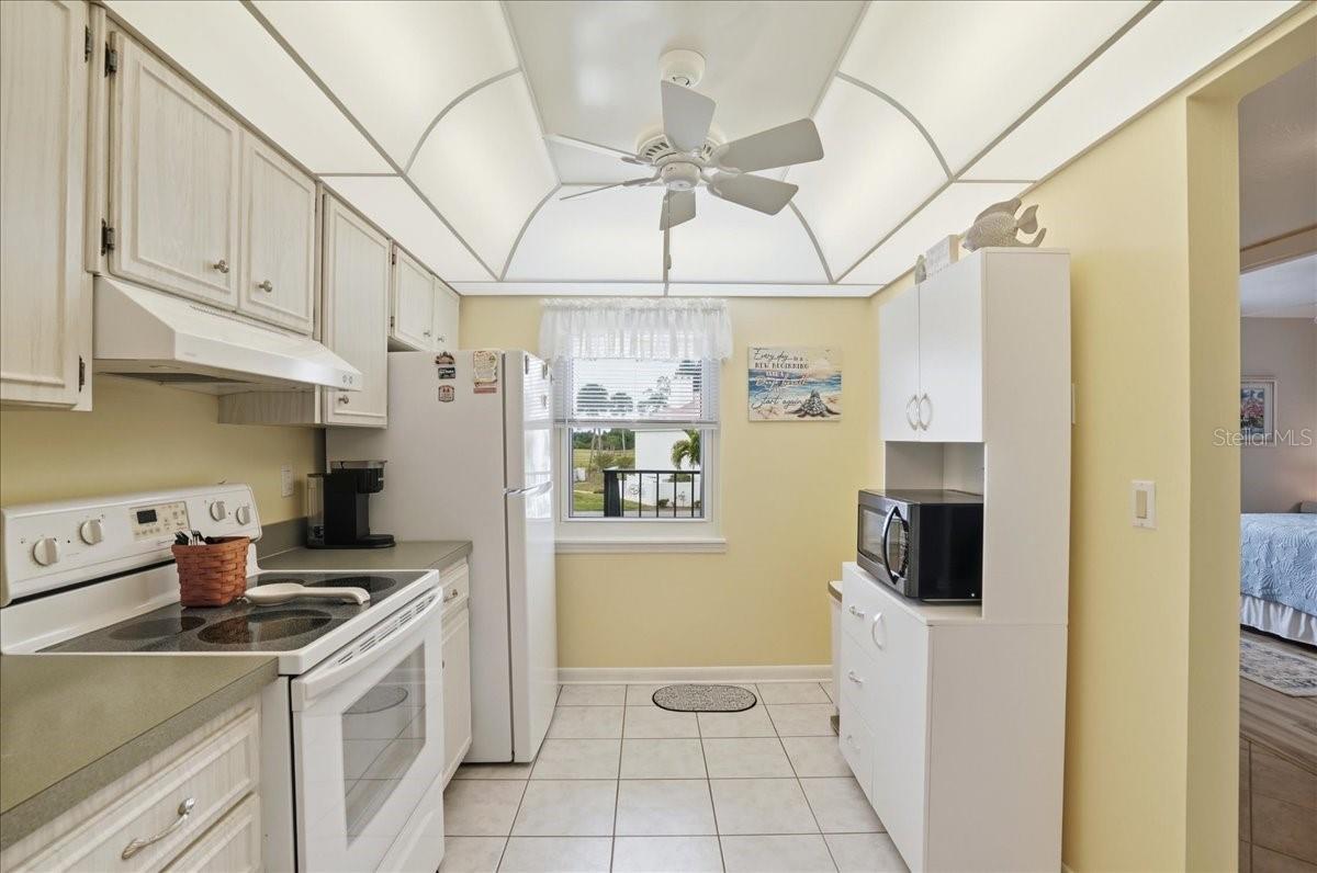 Image 31 of 35 For 755 Village Circle 203