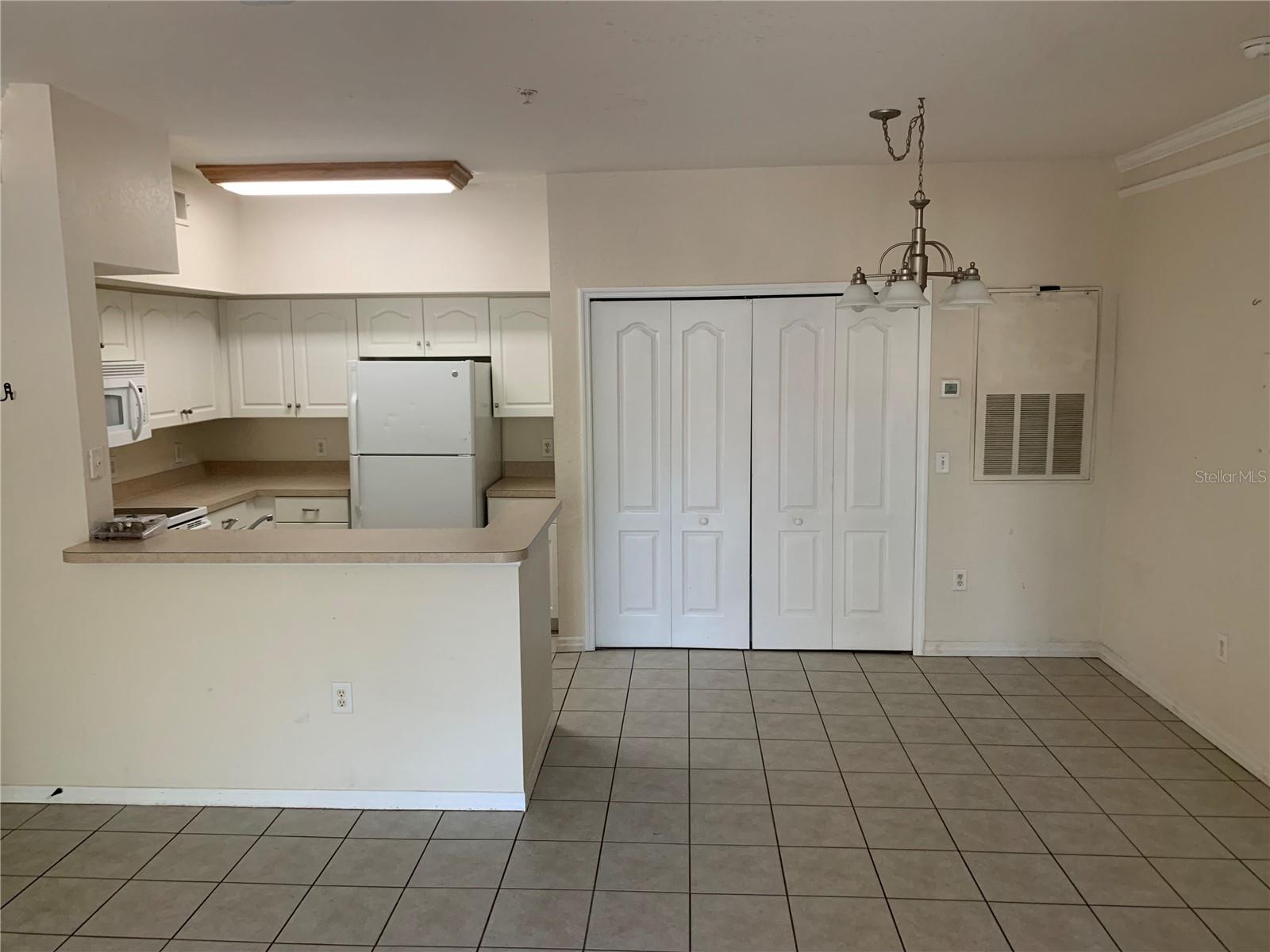 Image 15 of 23 For 4152 Central Sarasota Parkway 723