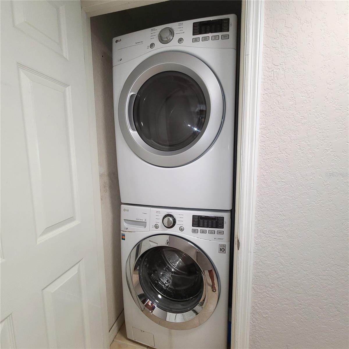 Image 8 of 21 For 924 La Costa Circle 4