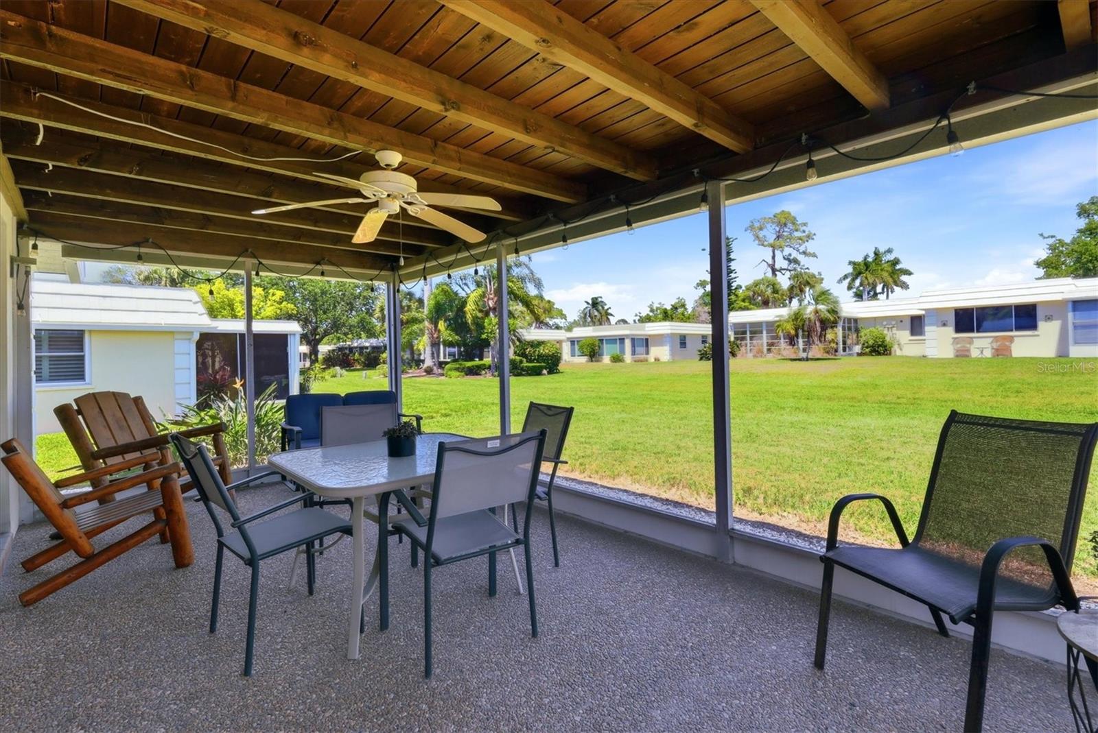 Image 10 of 48 For 5887 Tidewood Avenue 2