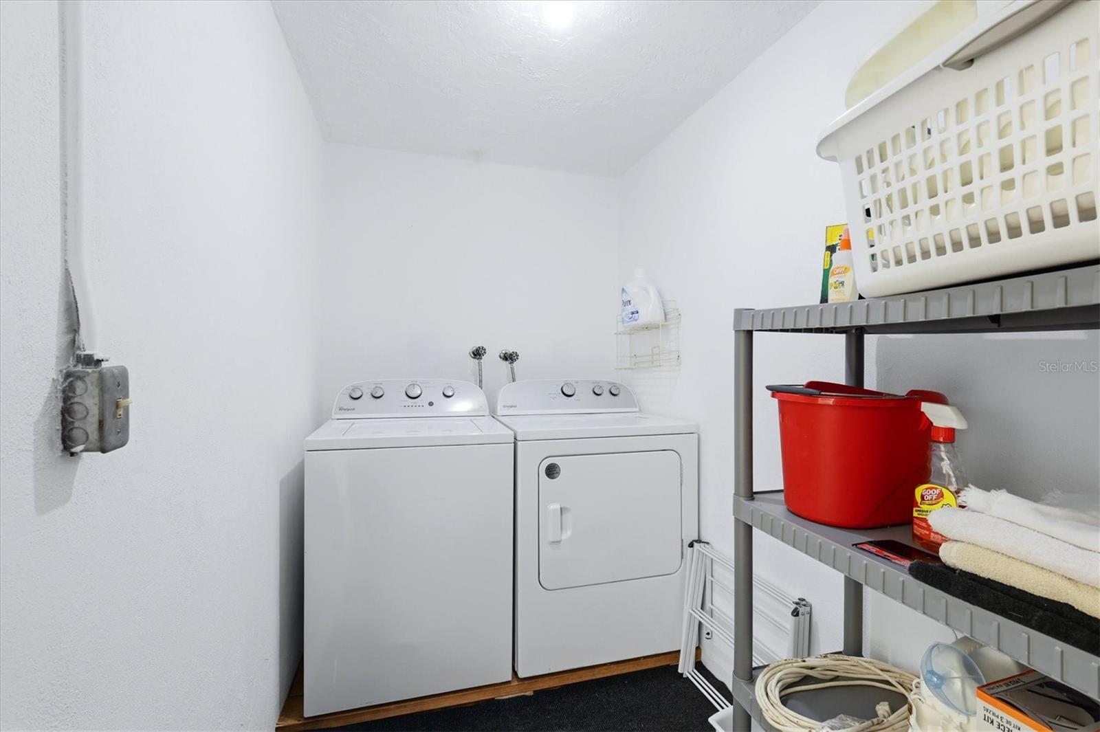 Image 31 of 48 For 5887 Tidewood Avenue 2