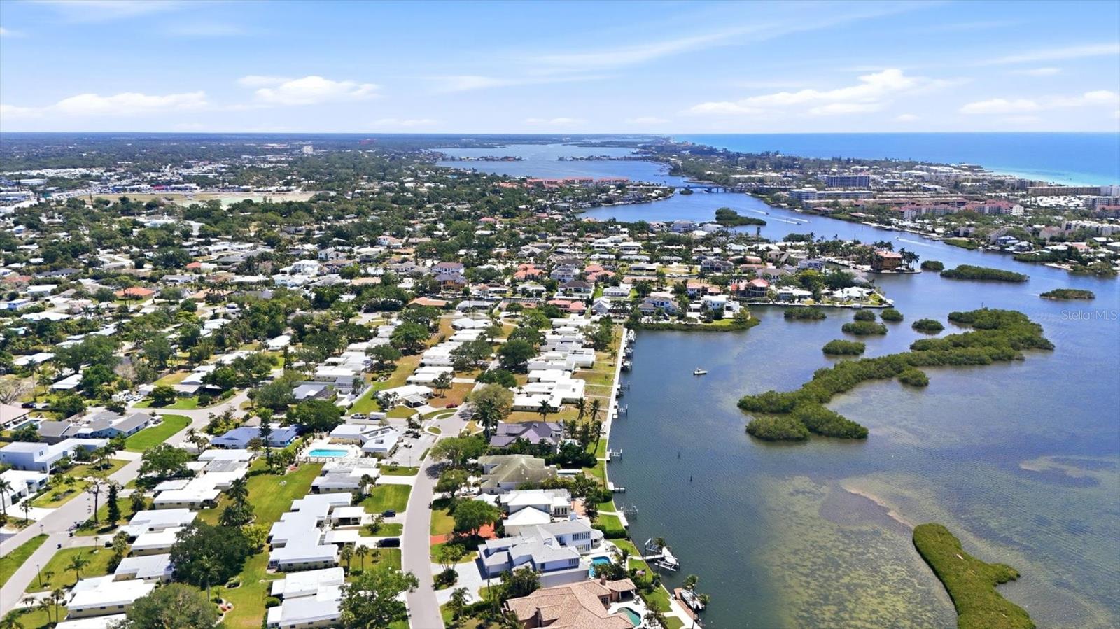 Image 40 of 48 For 5887 Tidewood Avenue 2