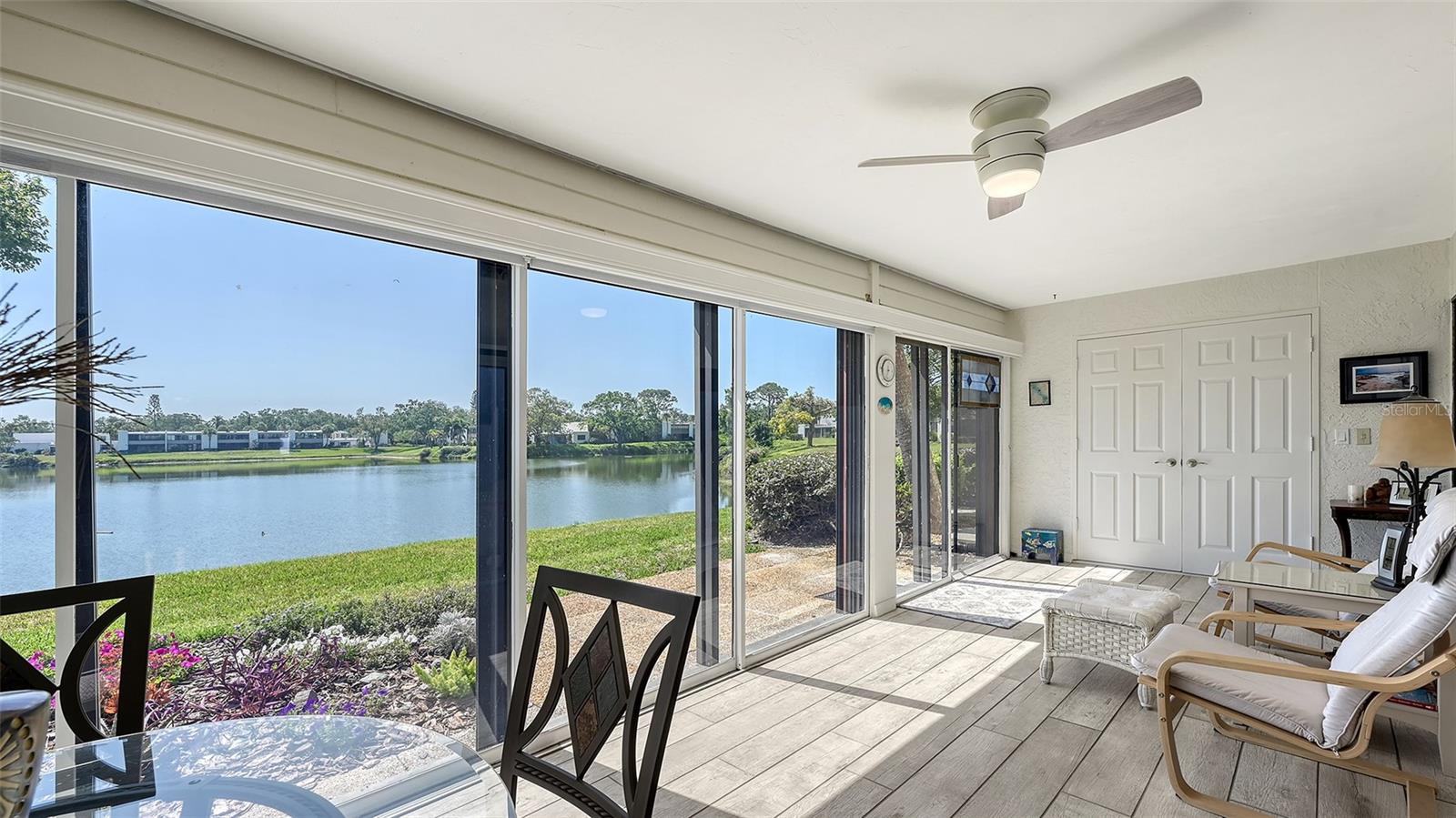 Image 17 of 45 For 515 Spring Lakes Boulevard 515