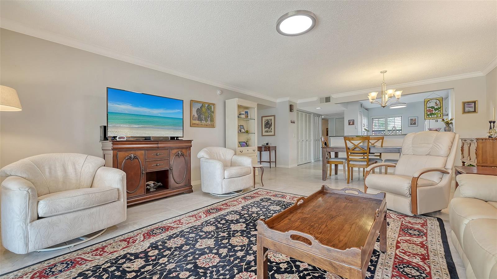 Image 20 of 45 For 515 Spring Lakes Boulevard 515