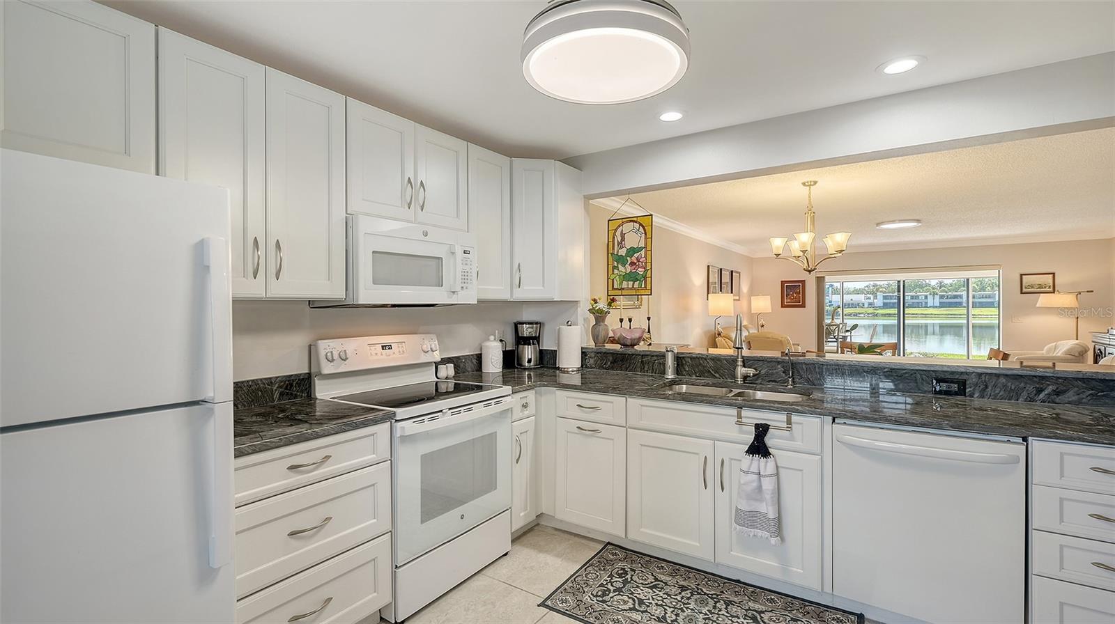 Image 25 of 45 For 515 Spring Lakes Boulevard 515