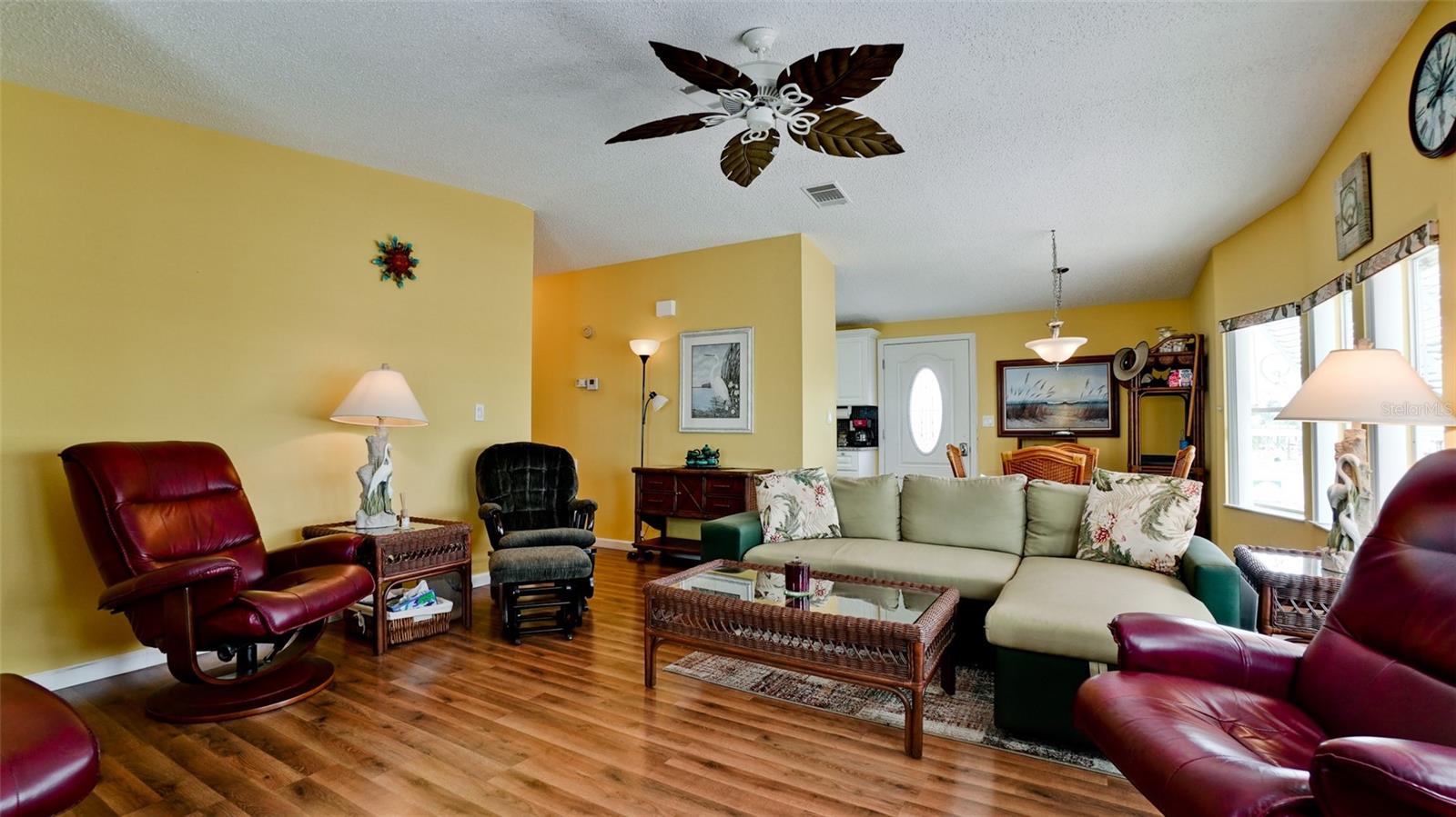 Image 16 of 63 For 1 4th Street