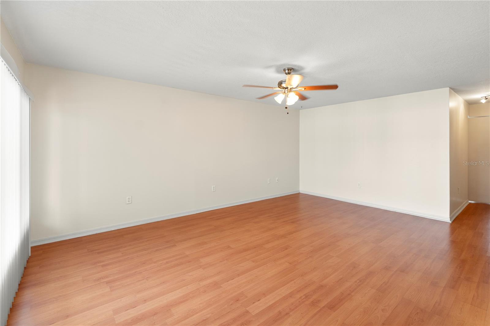 Image 19 of 51 For 22278 Vick Street A112