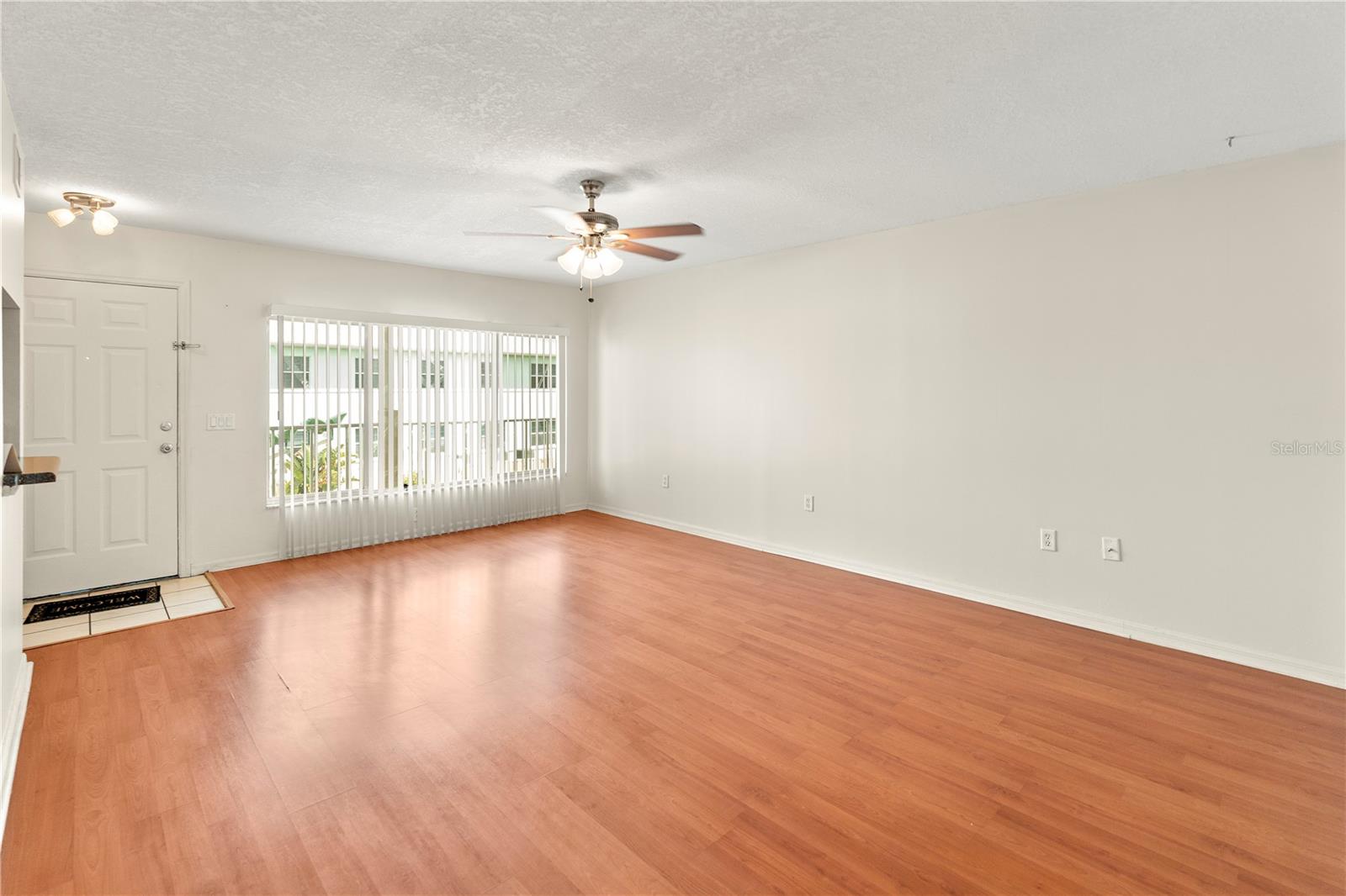 Image 20 of 51 For 22278 Vick Street A112