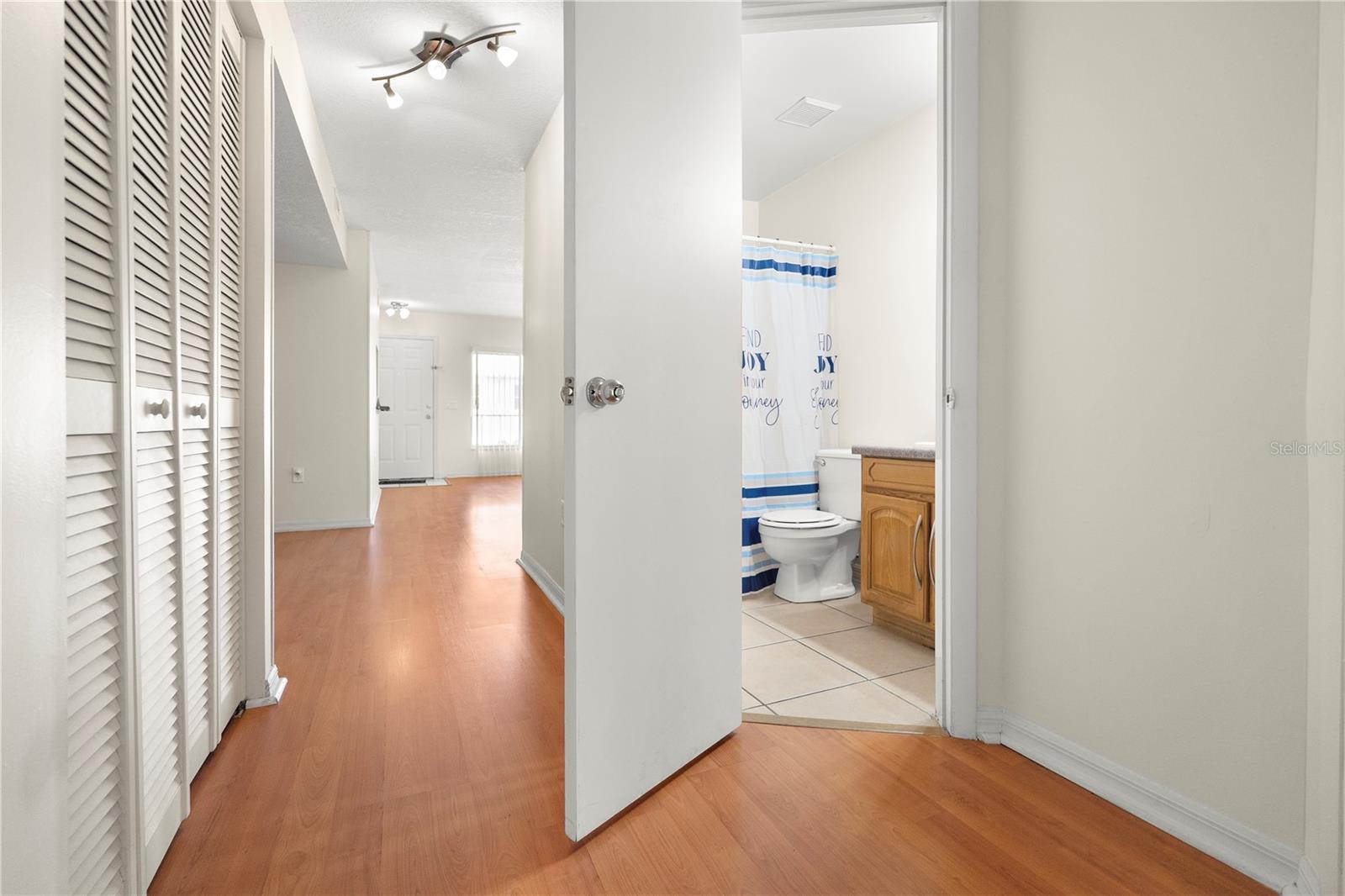 Image 36 of 51 For 22278 Vick Street A112